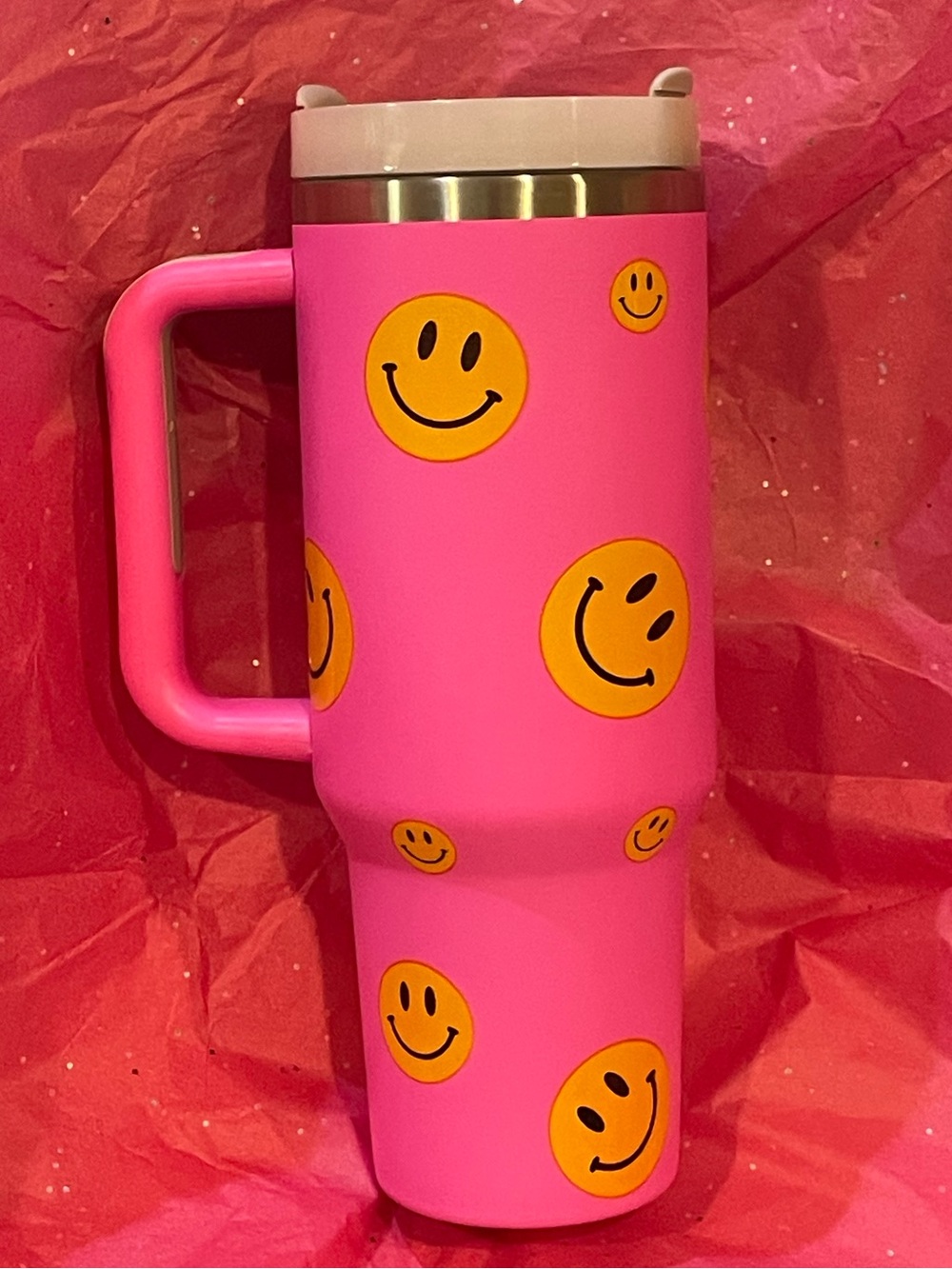 Hot Pink Smiley Face 40 oz. Travel Mug with Straws